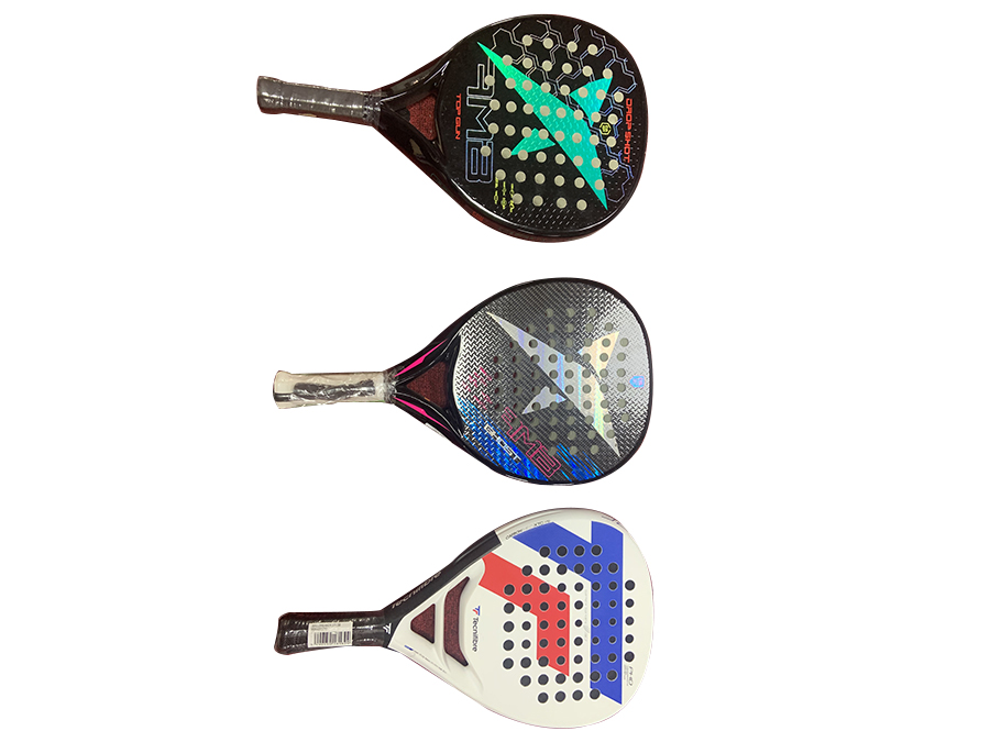 碳(tan)纖維棒(bang)在制造(zao)中的産(chǎn)品特點(dian)是什麽(me)？